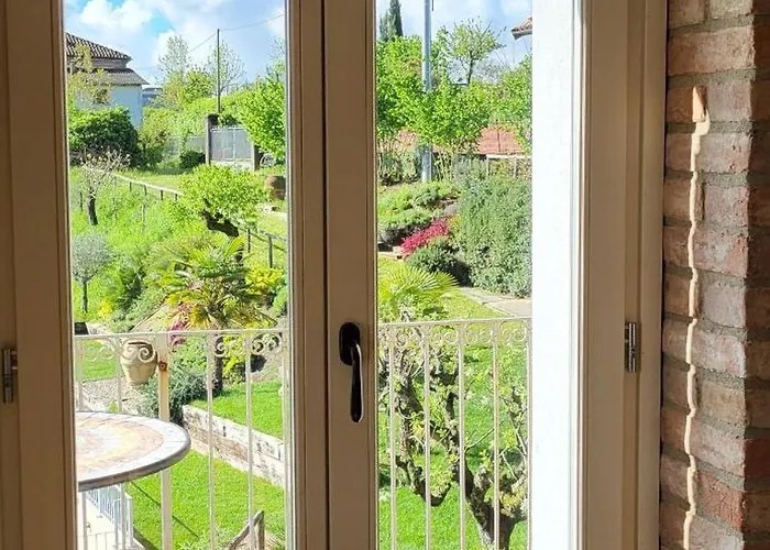 Casa Ginia Grosses Haus * Agliano Terme